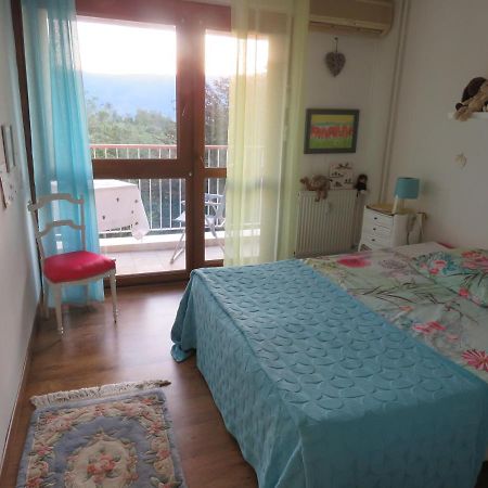 Dadou Et Mala Panzió Chambéry Kültér fotó